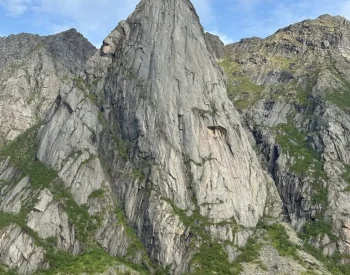 Presten-768x1024